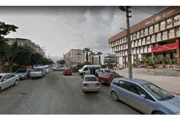 ATATÜRK CADDESİ DE TEK YÖN