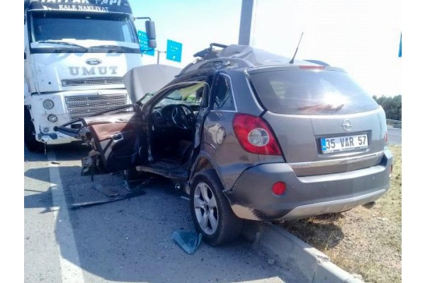 EMEKLİ TÜMGENERAL KAZADA HAYATINI KAYBETTİ