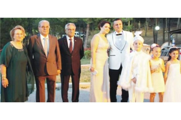 Şevket Abi’nin torunu Efe erkekliğe ilk adımını attı