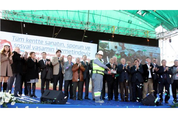 Kocaoğlu Aliağa'da sert çıktı