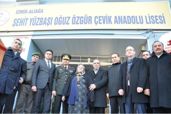 ŞEHİT ÖZGÜR ÇEVİK'İN İSMİ OKULDA YAŞAYACAK