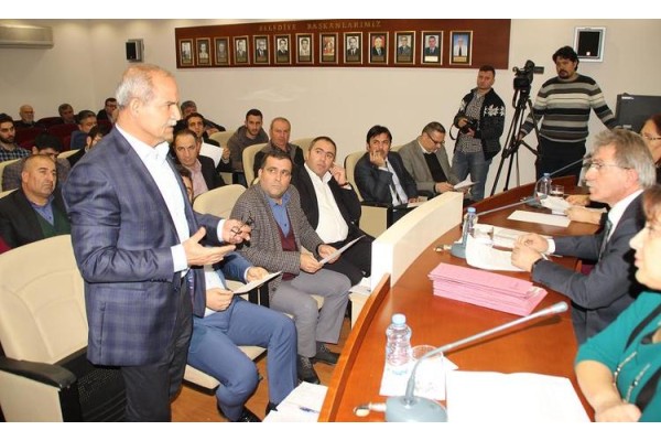 YİNE BORÇLANAMADILAR