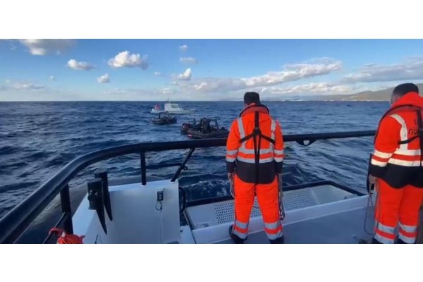 39 düzensiz göçmen kurtarıldı