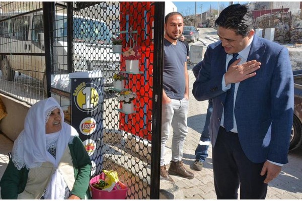 BU DEFA ‘SELAM VE HÜRMET’LE…