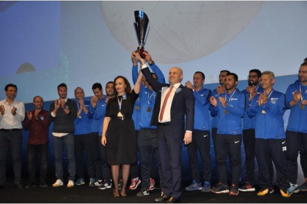 53. YILINDA MUHTEŞEM KUTLAMA