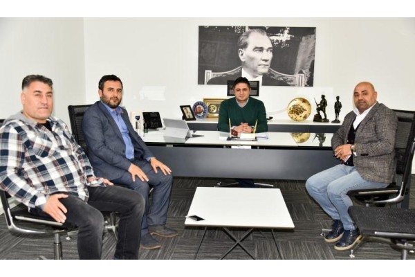 PAZARCILARDAN ACAR’A DESTEK ZİYARETİ