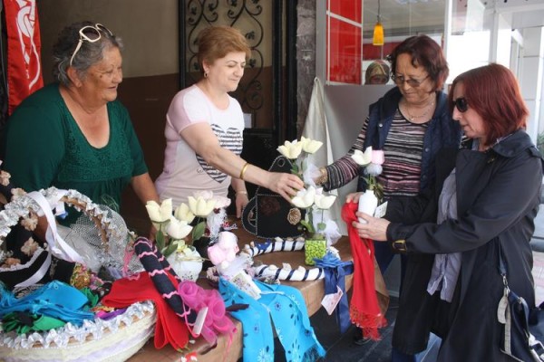 SERGİNİN GELİRİ MEHMETÇİK VAKFI’NA