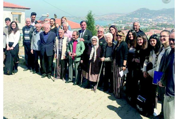 TED’LİLERDEN HUZUREVİ ZİYARETİ