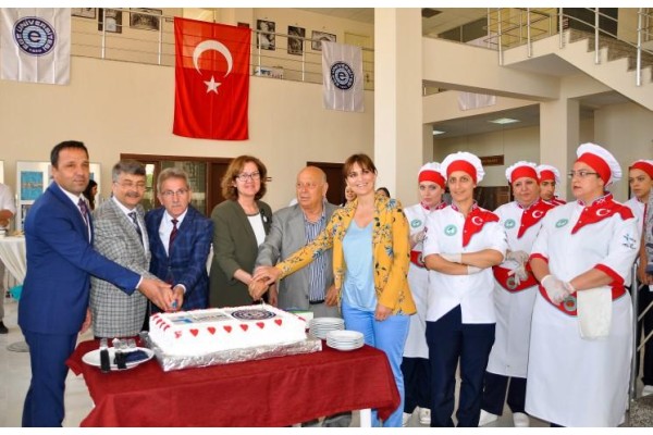 ALİAĞA MYO KARİYER GÜNLERİNİ GERÇEKLEŞTİRDİ