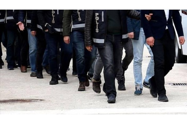 FETÖ operasyonunda 30 şüpheli yakalandı