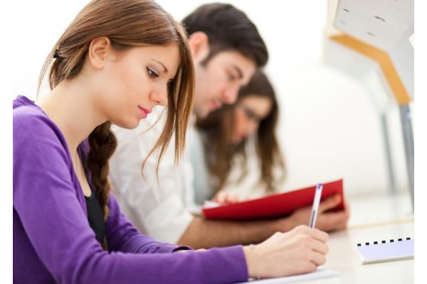 ÜNİVERSİTELİLERDEN TERCİH DESTEĞİ