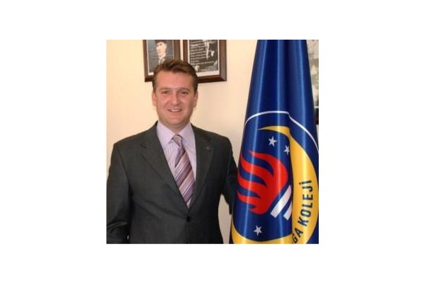 TED'den başarı bursu