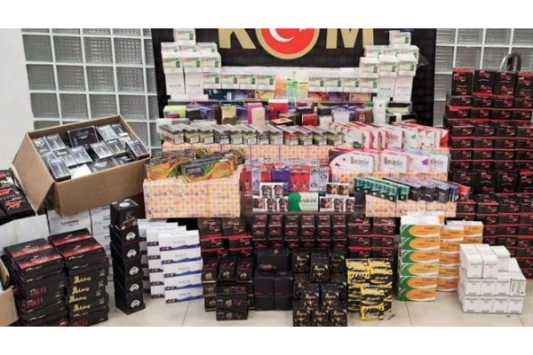 2 milyon 484 bin makaron ele geçirildi