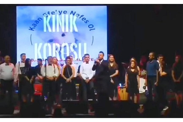 Kaan Efe için sahne aldılar