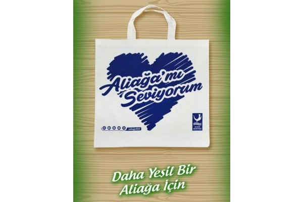 BELEDİYE BEZ ÇANTA DAĞITIYOR