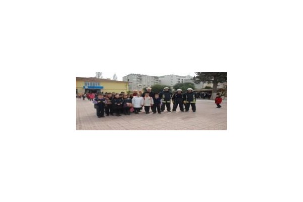 İtfaiyeden çocuklara yangın eğitimi