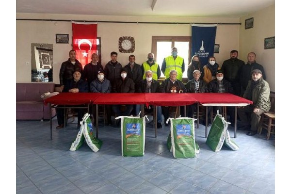 38 ÜRETİCİYE 710 KİLOGRAM BORDO BULAMACI