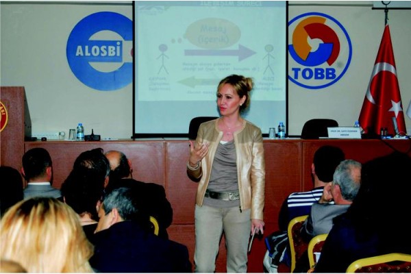 ETKİLİ İLETİŞİM SEMİNERİNE  İLGİ BÜYÜK OLDU