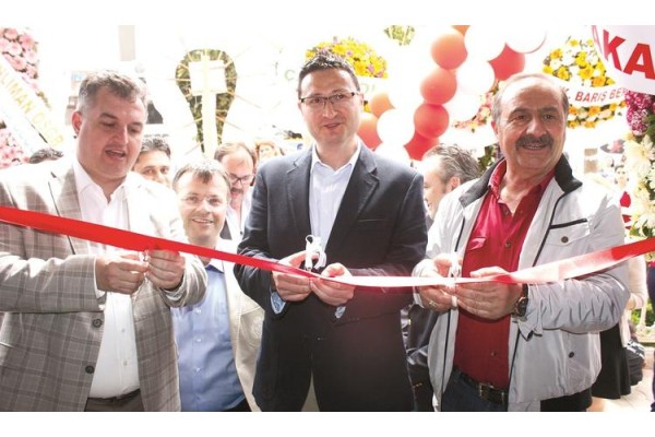 ATA DİŞ POLİKLİNİĞİ ALİAĞA’DA AÇILDI