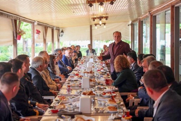 PROTOKOL VE VATANDAŞLAR BAYRAMLAŞTI