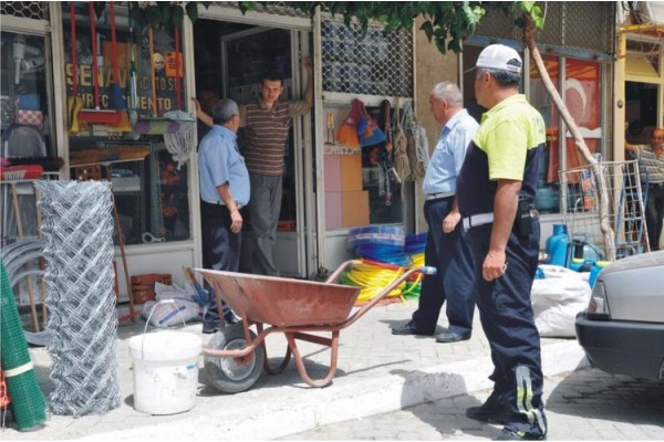 KALDIRIM İŞGALİNE KARŞI  DENETİMLER BAŞLADI