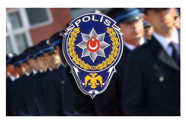 ALİAĞA’DA 7 POLİS AÇIĞA ALINDI