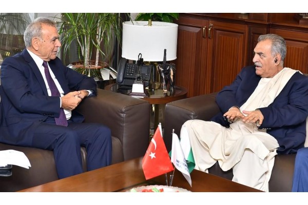 GEMİ SÖKÜMCÜLERE PAKİSTAN FIRSATI