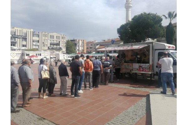 İŞÇİLER ŞAVUR İÇİN LOKMA HAYRI DÜZENLEDİ