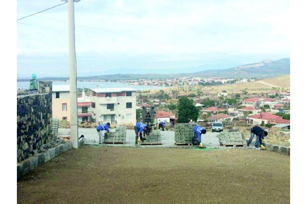 HACIÖMERLİ PARKE TAŞLARIYLA KAPLANIYOR