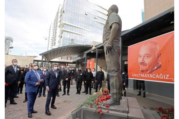 FETHİ SEKİN VE MUSA CAN ANILDI