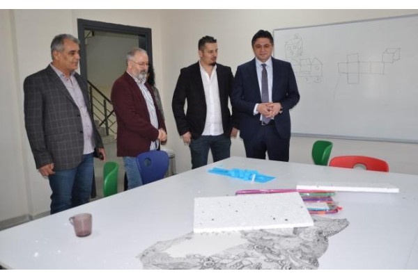 ACAR’DAN İYİ DERSLER OKULLARI’NA ZİYARET