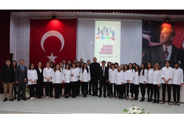 GELECEĞİN ŞEFLERİ MUTFAKTA