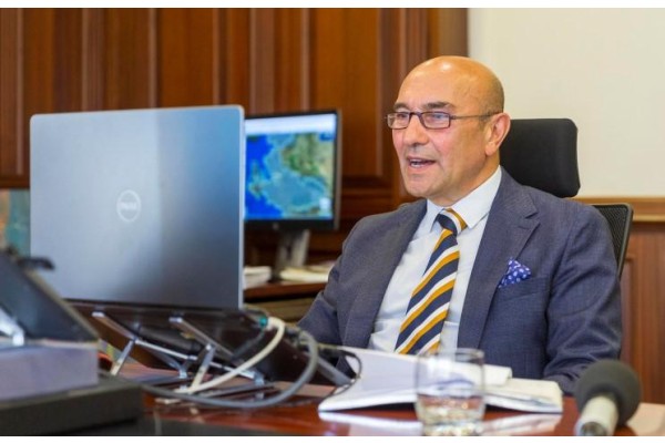 “KÜRESEL SALGIN BİZE KENTLERİN ÖNEMİNİ GÖSTERDİ”