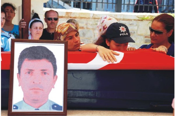 POLİS TEŞKİLATININ ACI GÜNÜ