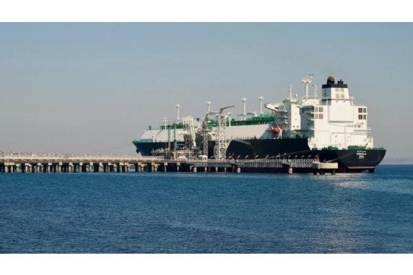 CEZAYİR'DEN YOLA ÇIKAN LNG GEMİSİ ALİAĞA'YA ULAŞTI