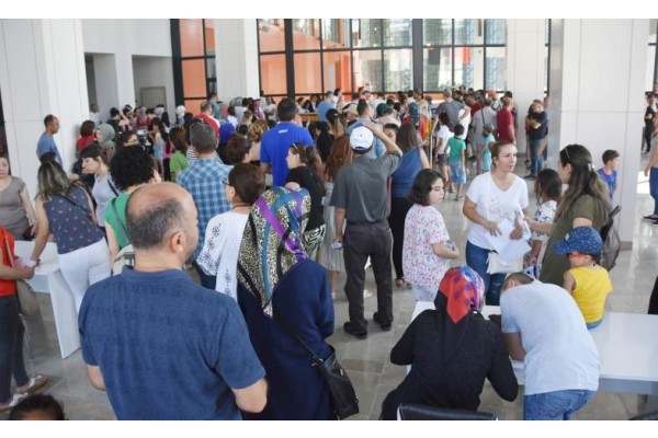 YÜZME KURSUNA YOĞUN İLGİ