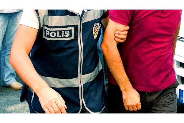 FETÖ operasyonunda 9 gözaltı