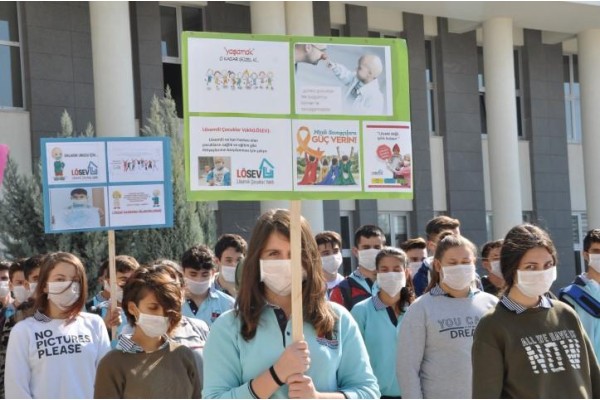 LÖSEMİLİ ÇOCUKLAR İÇİN FARKINDALIK YARATTILAR