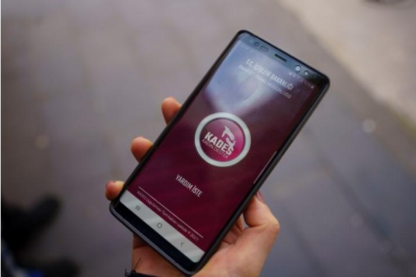 KADES İHBARLARI ARTTI, KADIN CİNAYETLERİ AZALDI