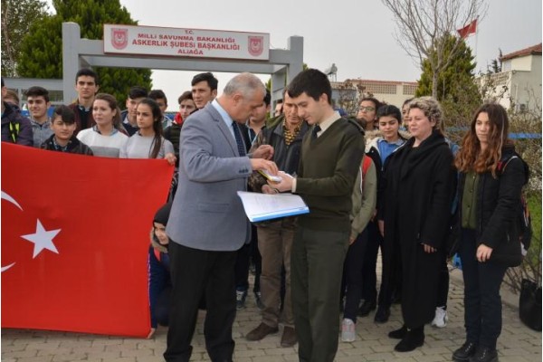 ÖĞRENCİLERDEN AFRİN’DEKİ ASKERLERE MEKTUP