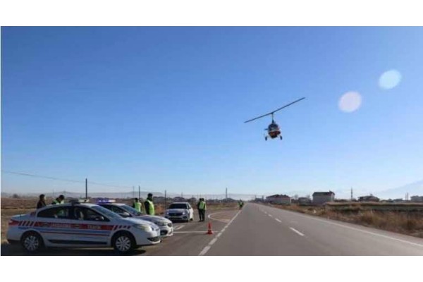 Cayrokopter destekli trafik denetimi