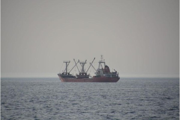 TÜRK VE YUNAN GEMİLERİ ÇARPIŞTI