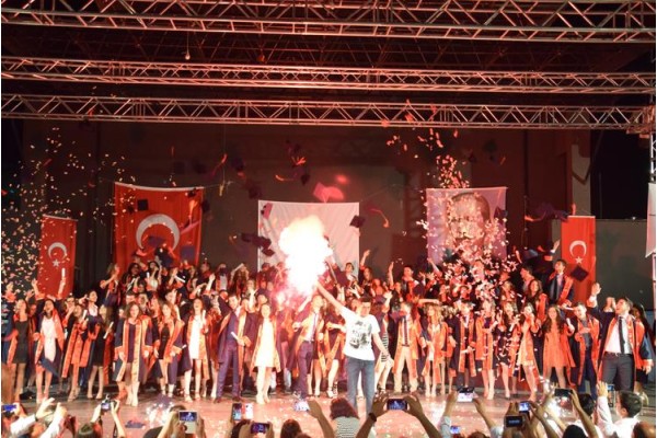 “ALİAĞA FİNAL” İLK MEZUNLARINI VERDİ.