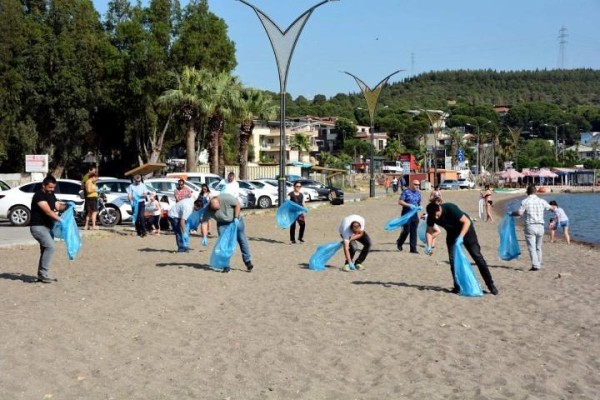 ÖN PLAJLAR TEMİZLENDİ