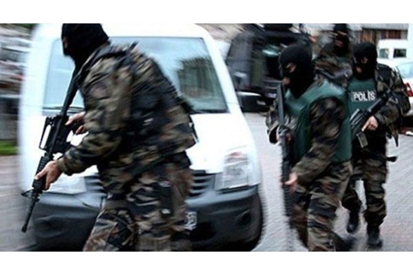 İZMİR'DE TERÖR OPERASYONU