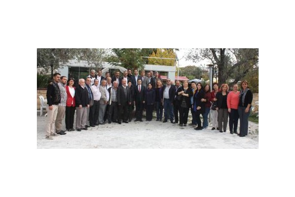 CHP MUHTARLARLA BİR ARAYA GELDİ