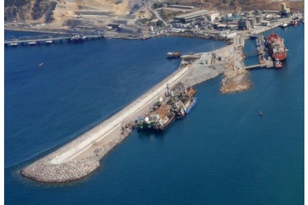 PETKİM KONTEYNER LİMANI, KAPILARINI AÇIYOR