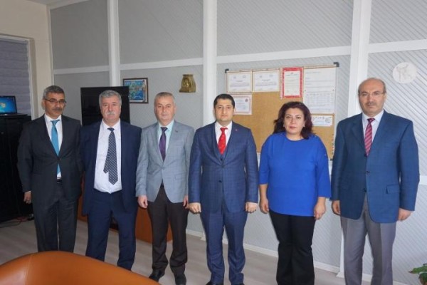 BAYHAN’DAN ŞİDDET MAĞDURU ÖĞRETMENE ZİYARET