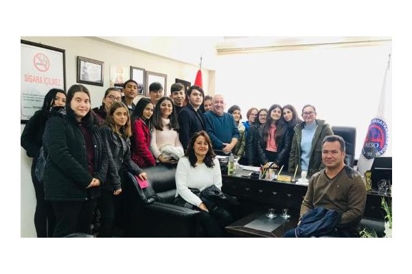 ÖĞRENCİLERDEN ESNAF ODASI ZİYARETİ