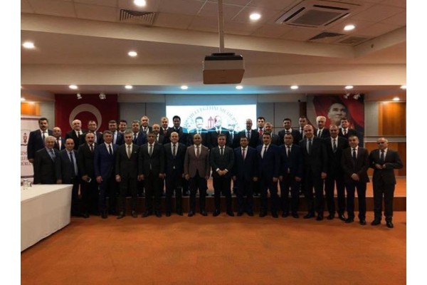 İLÇE MİLLİ EĞİTİM MÜDÜRLERİ İZMİR’DE TOPLANDI